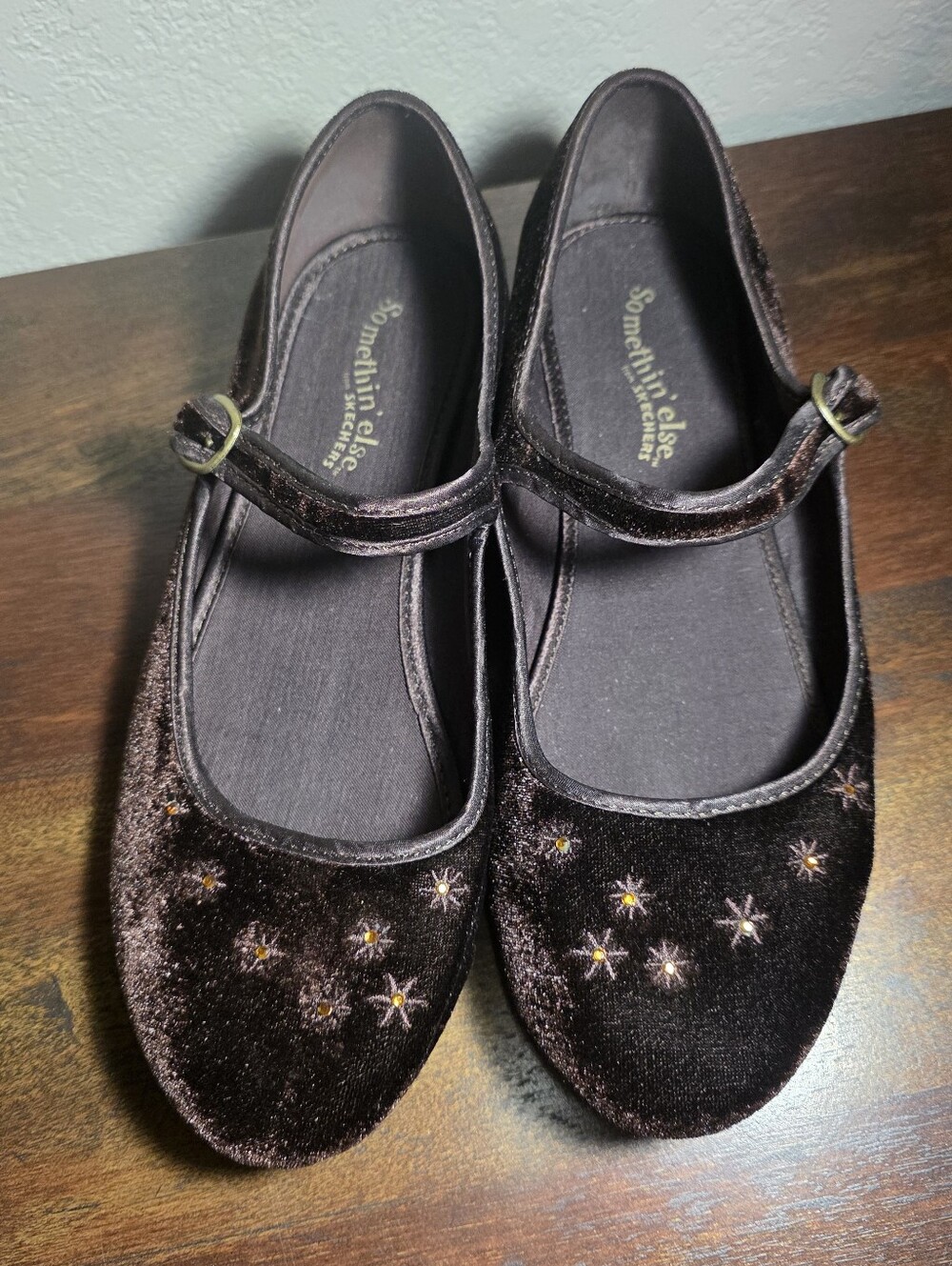 Skechers Chocolate Brown Velvet Mary Janes Flats Y2K Balletcore Granola Size 7.5